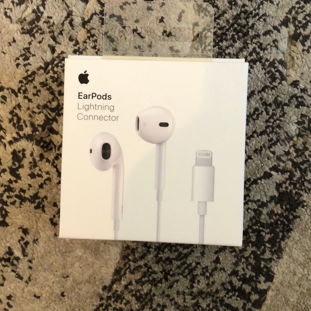 Apple EarPods NWT
